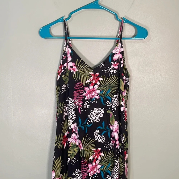 RAVIYA Floral-Print Swim Cover-Up Dress size Medium NWT - Picture 5 of 11